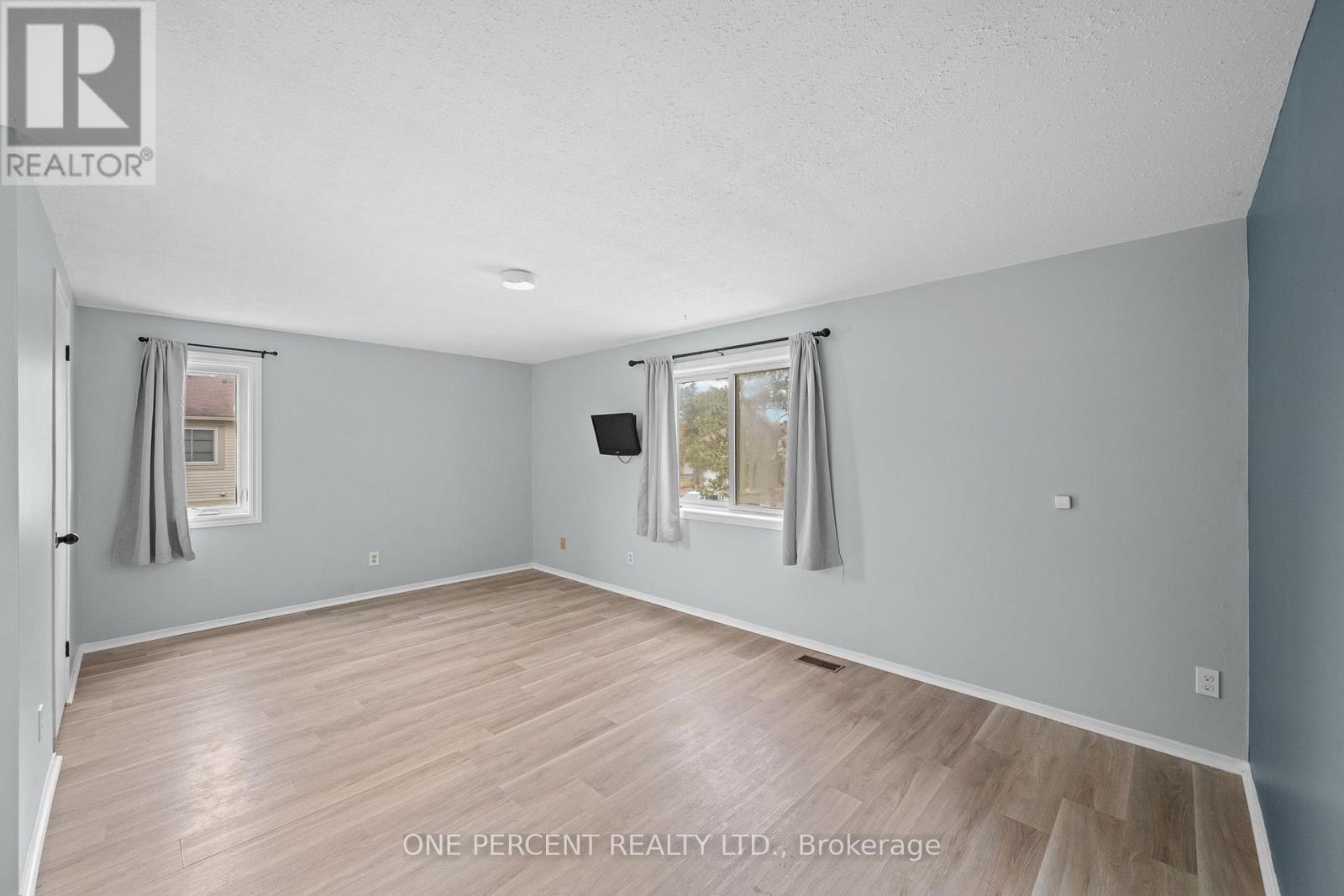 1599 CHEEVERS CRESCENT - 20