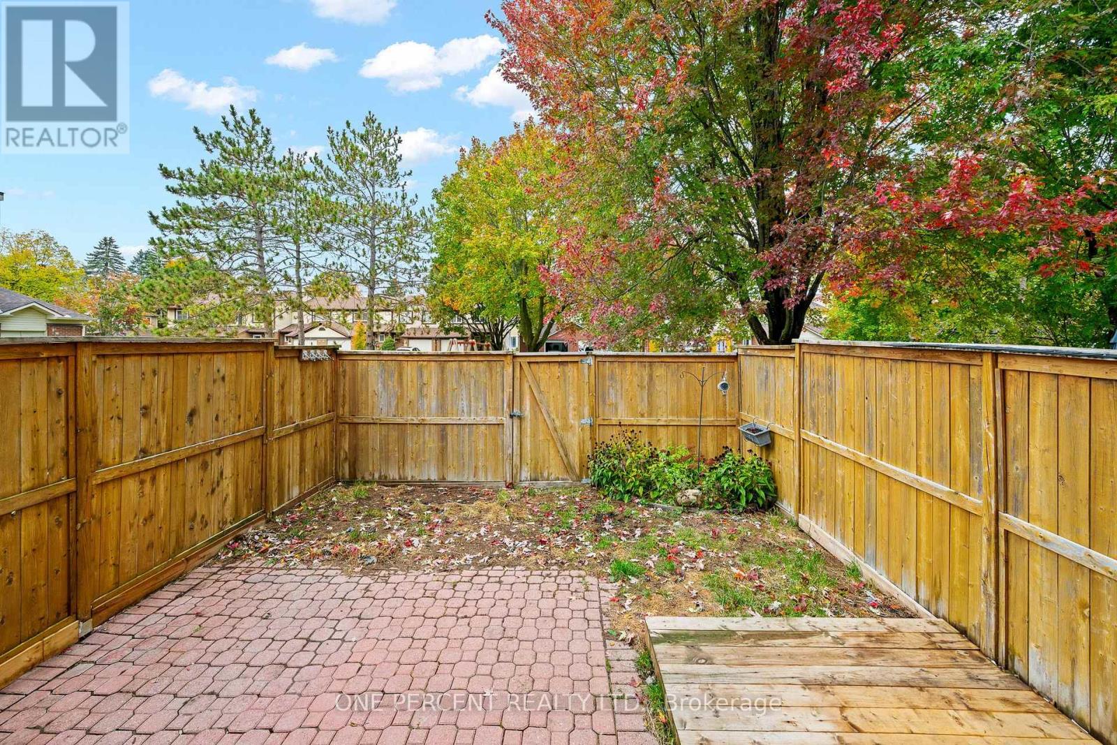 1599 Cheevers Crescent — photo 35