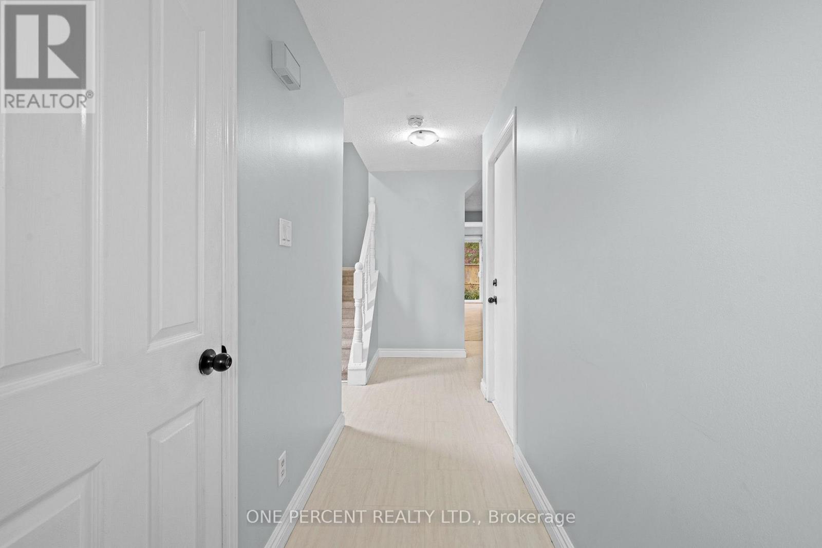 1599 CHEEVERS CRESCENT - 4