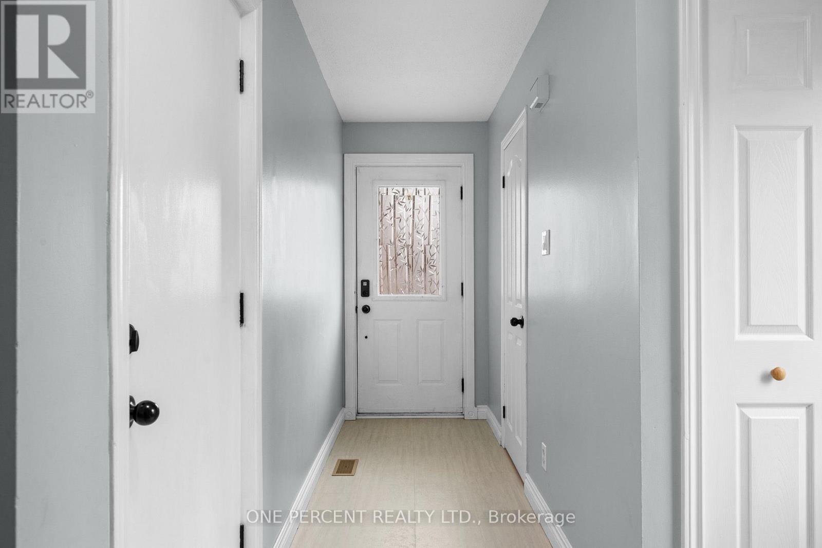 1599 CHEEVERS CRESCENT - 5