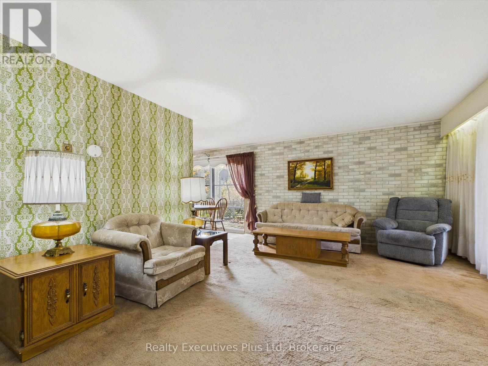 117 FOREST LAKE ROAD - 5