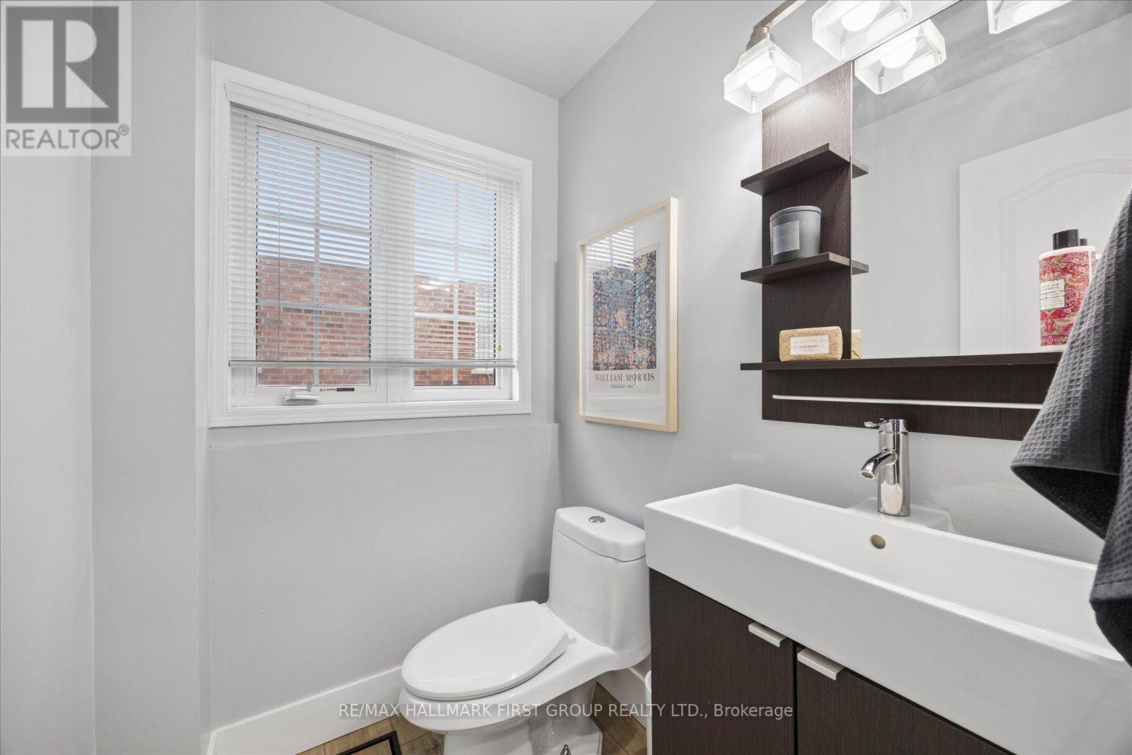 23 Telegraph Drive, Whitby, ON photo 14