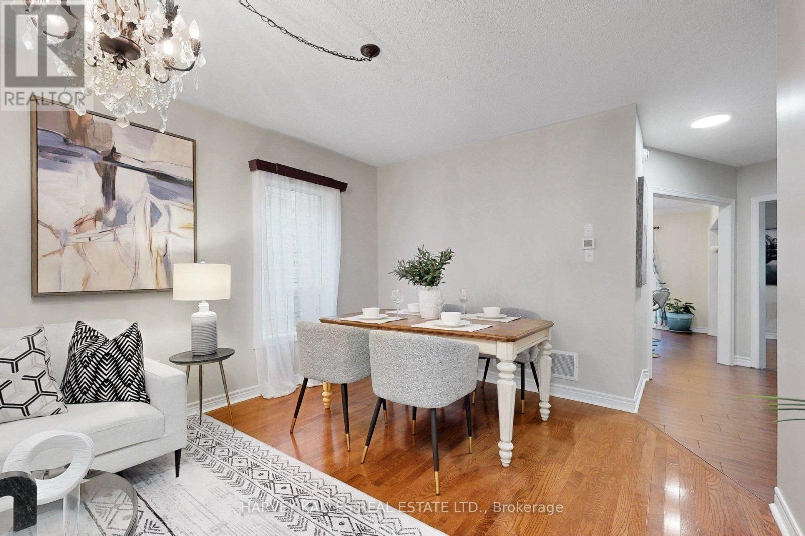 314 Dowson Loop, Newmarket, ON photo 7