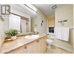 314 Dowson Loop, Newmarket, ON L3X3G2 Photo 33