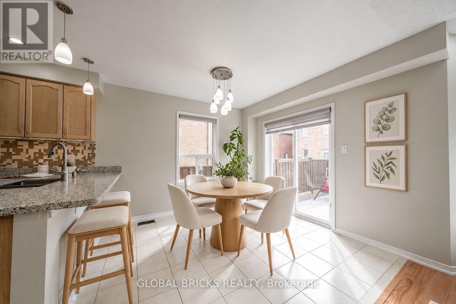 107 Win Timbers Crescent, Whitchurch-Stouffville, ON photo 9