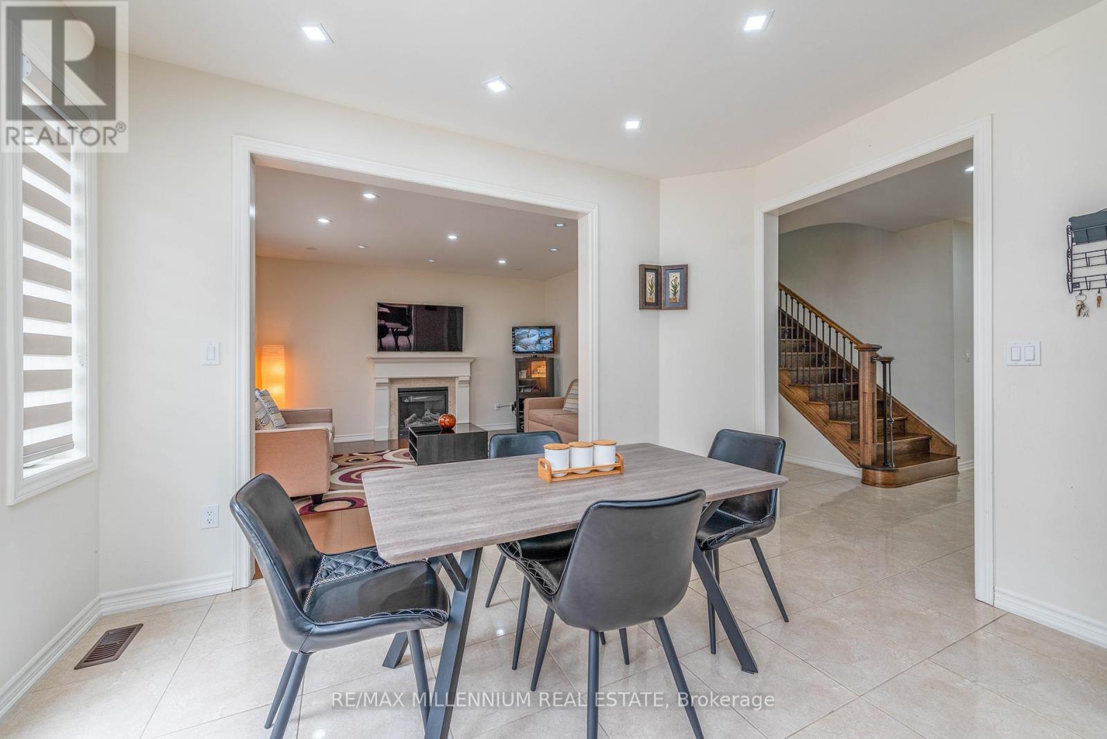 12 Elderbridge Road, Brampton, ON photo 15