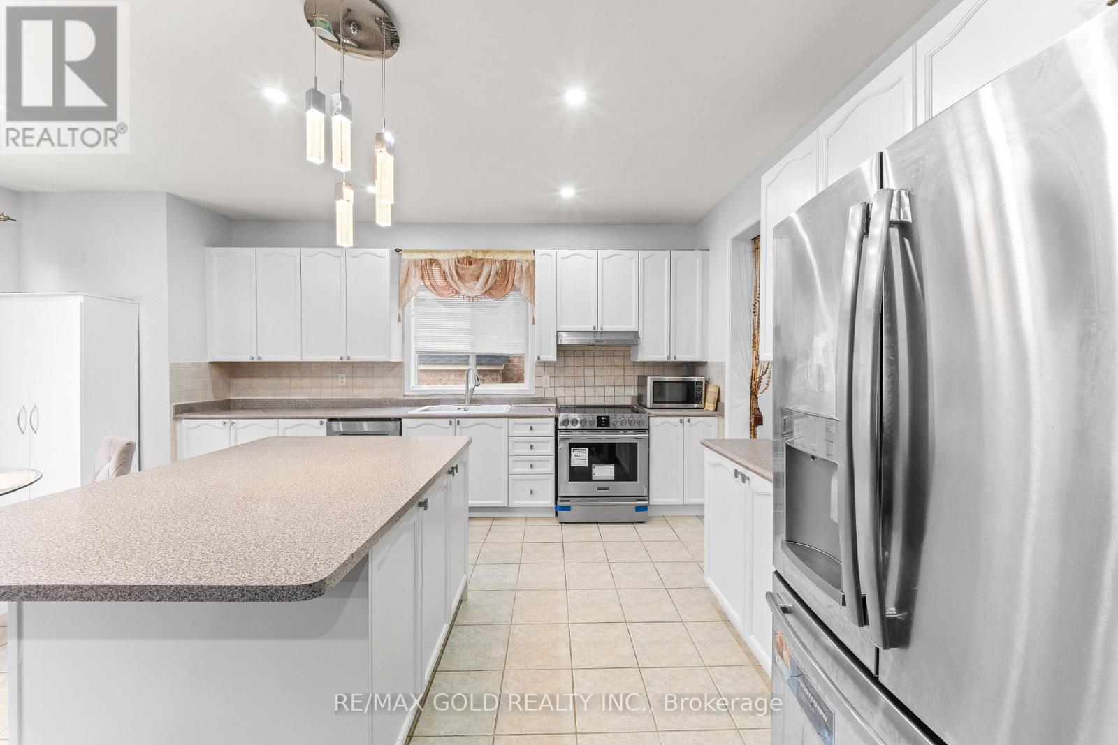 28 LATANIA BOULEVARD - 13