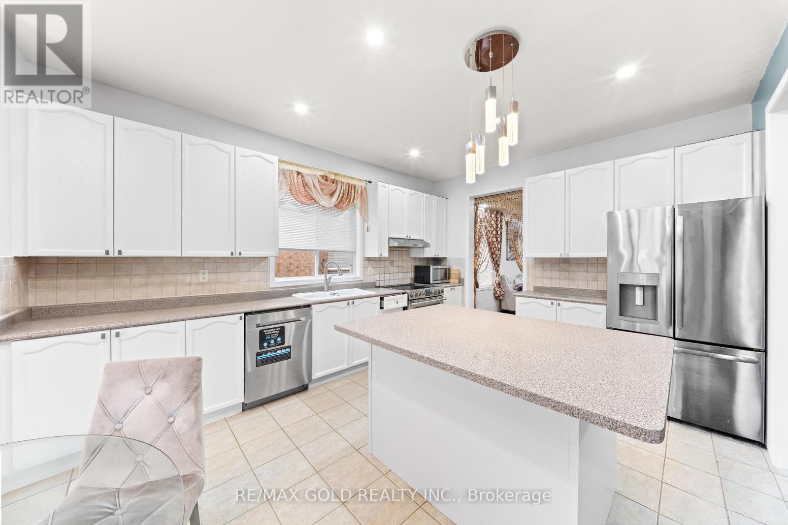 28 LATANIA BOULEVARD - 15