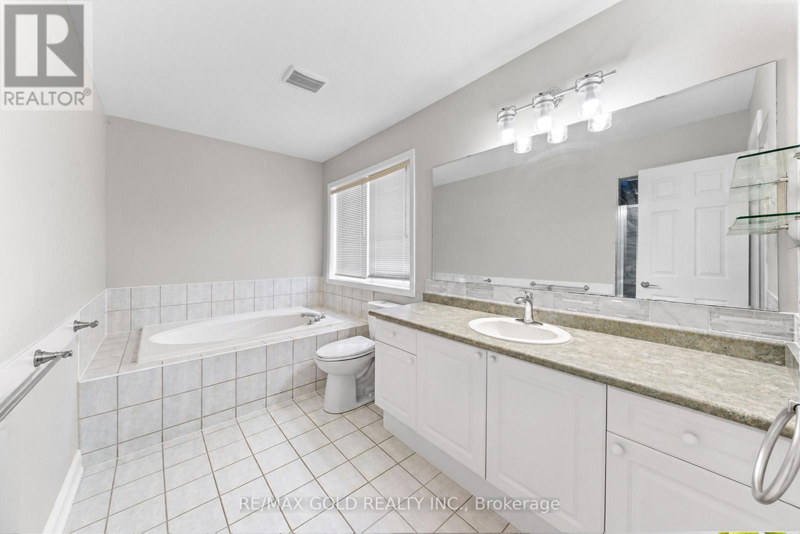 28 Latania Boulevard, Brampton, ON photo 23