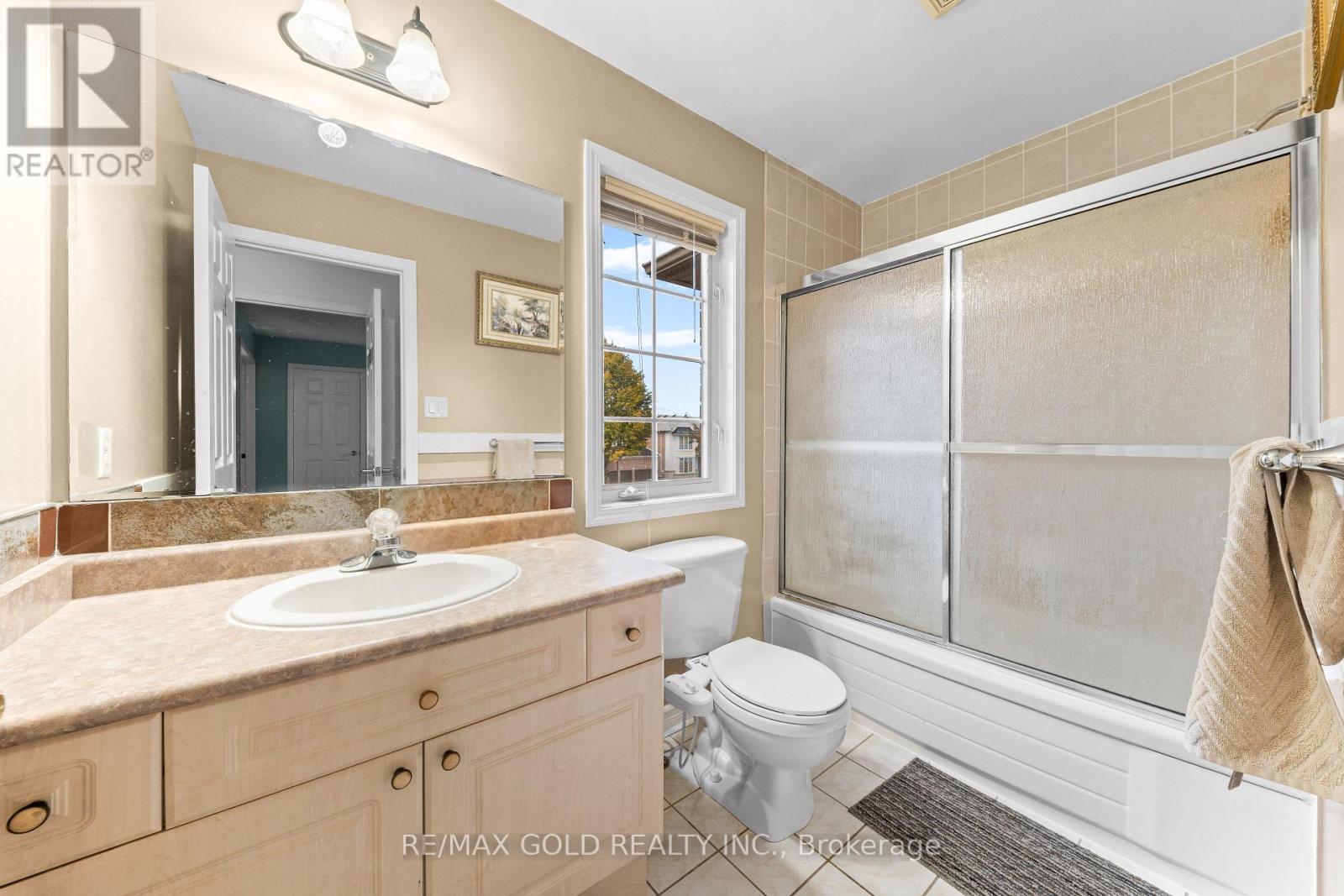 28 LATANIA BOULEVARD - 28