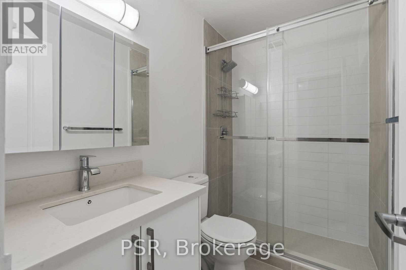 2300 Marine Drive — photo 16