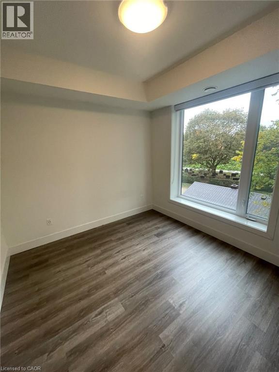 103 ROGER Street Unit# 202, Waterloo — photo 6