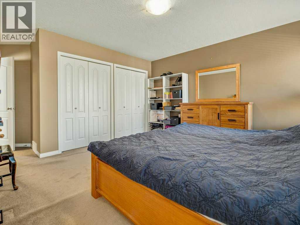 27 Rivermill Landing W photo 17