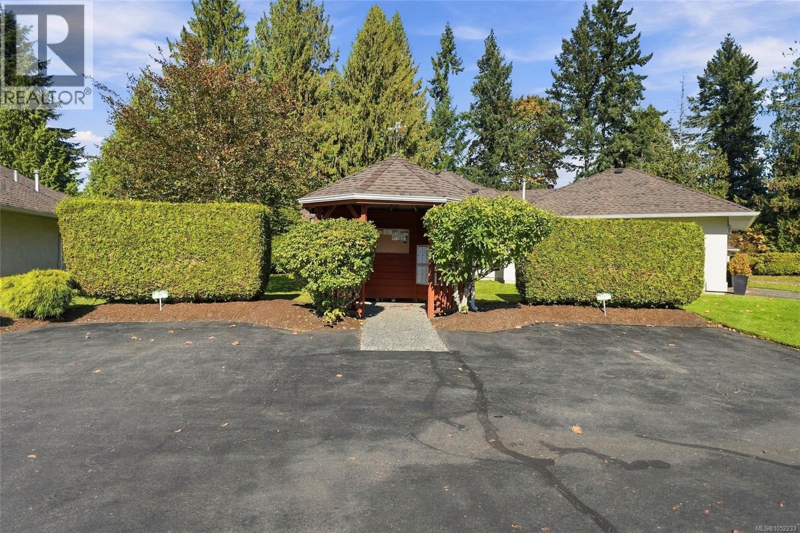 #9 850 Arbutus St - 33