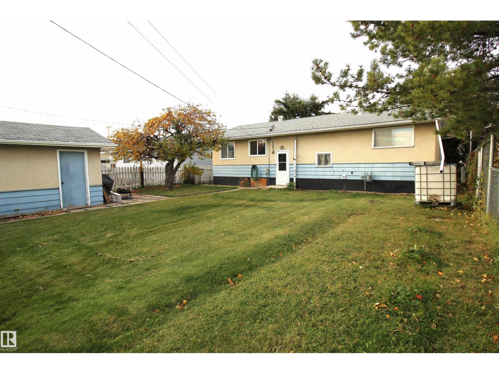 10711 102 ST, Westlock — photo 17
