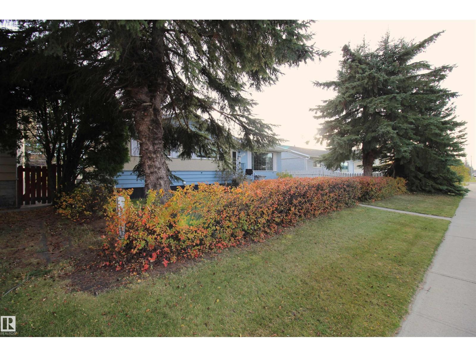 10711 102 ST, Westlock 2