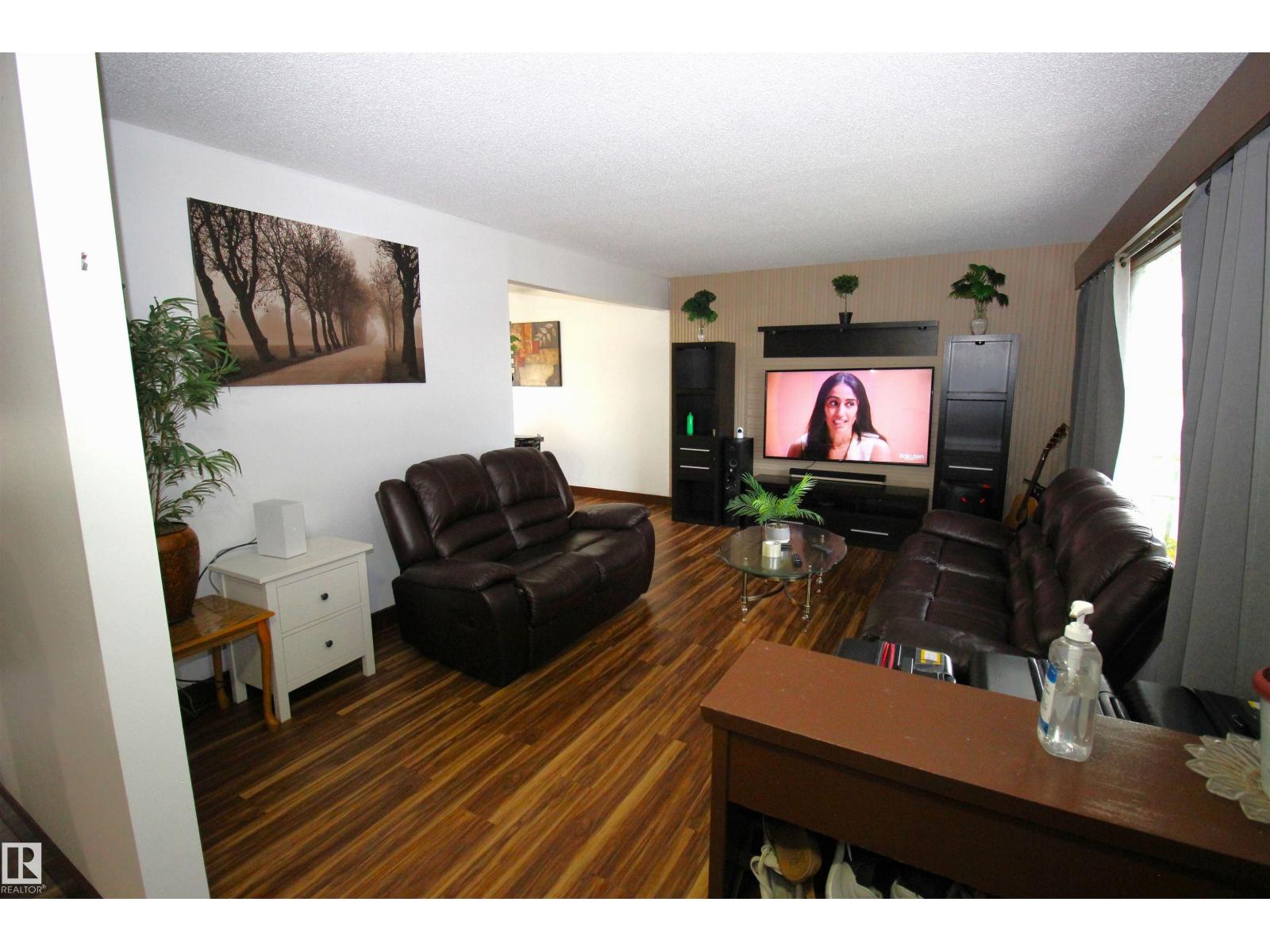 10711 102 ST, Westlock — photo 26