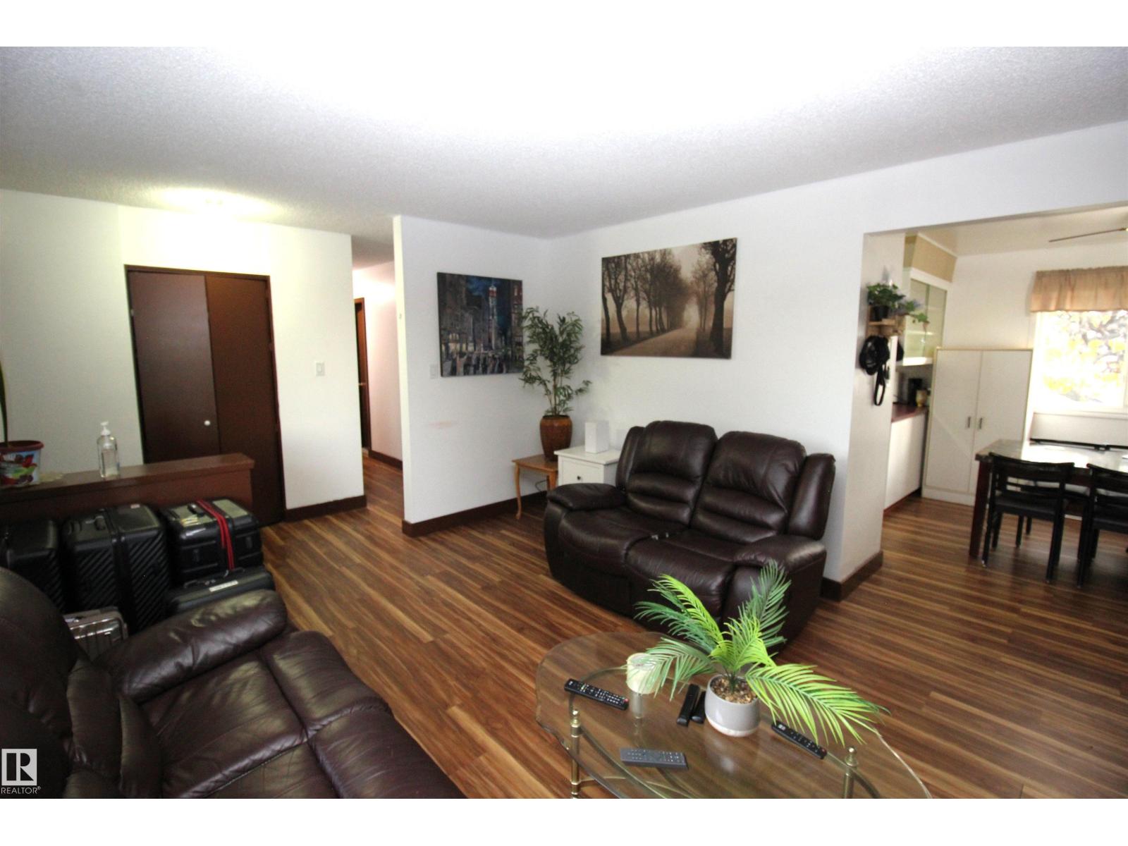 10711 102 ST, Westlock — photo 30