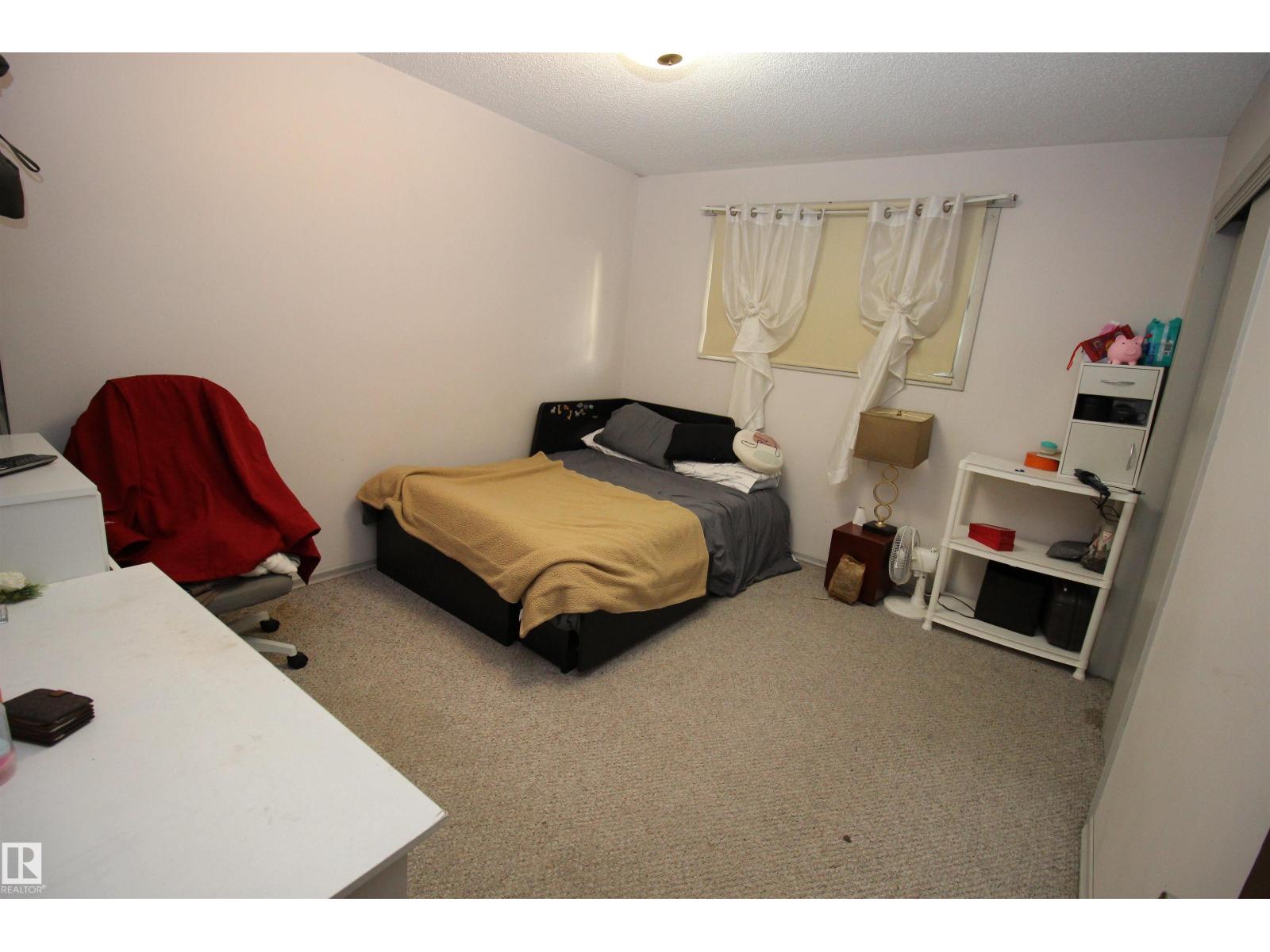 10711 102 ST, photo 49 of 74