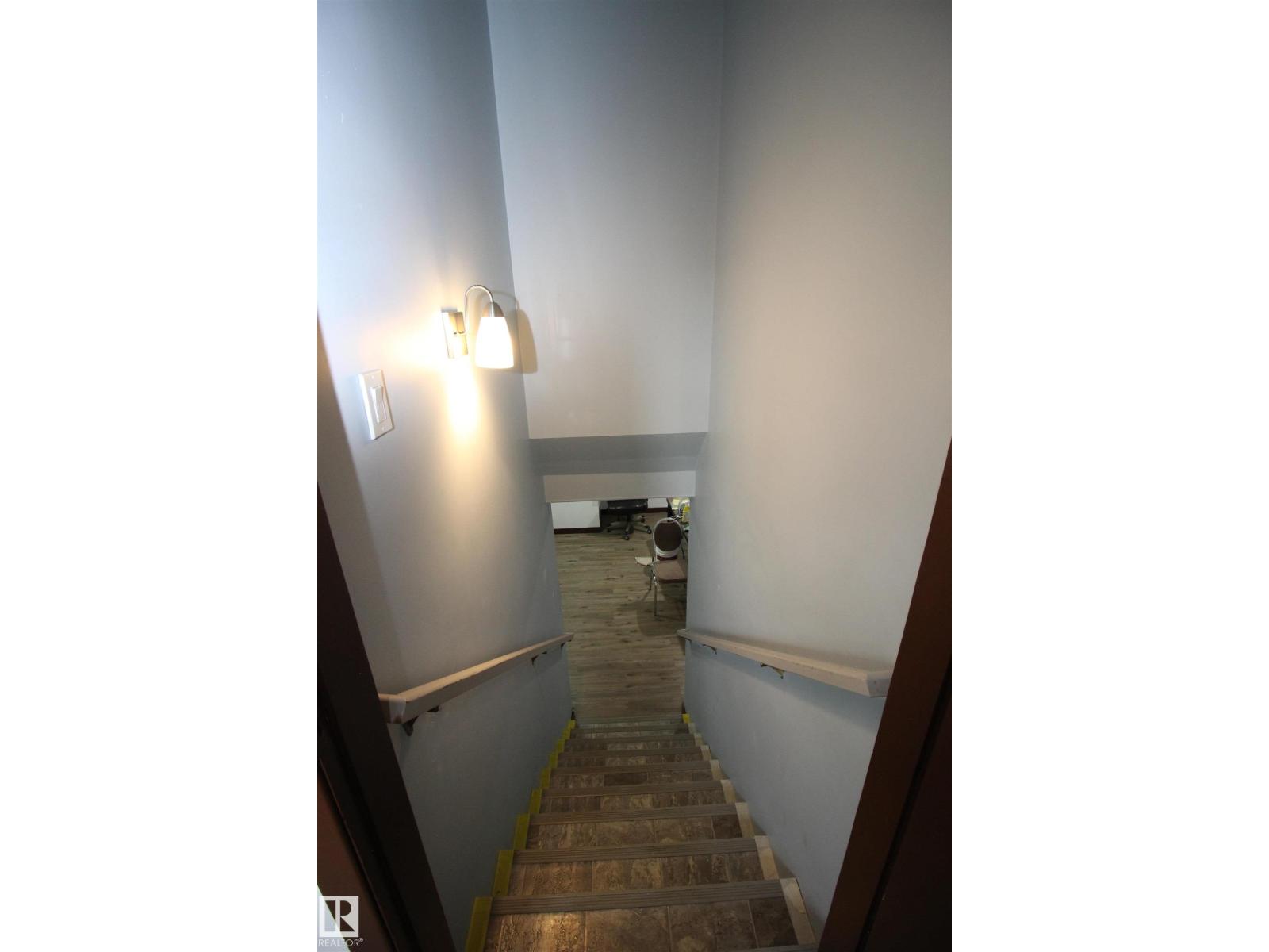 10711 102 ST, photo 55 of 74