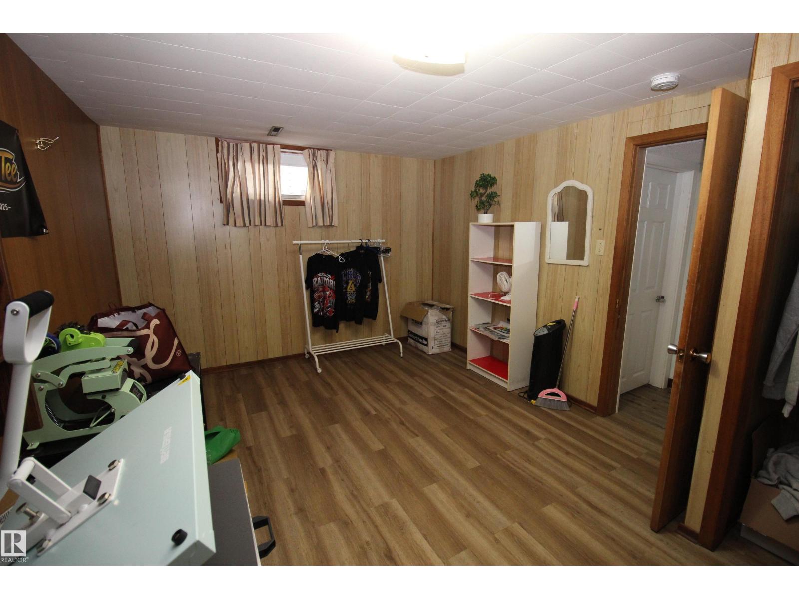 10711 102 ST, photo 63 of 74