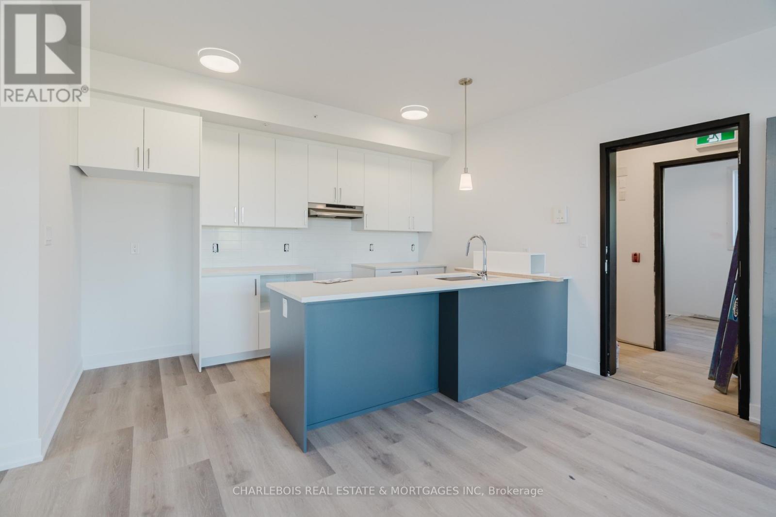 C - 830 ST LAURENT BOULEVARD, Ottawa — photo 10