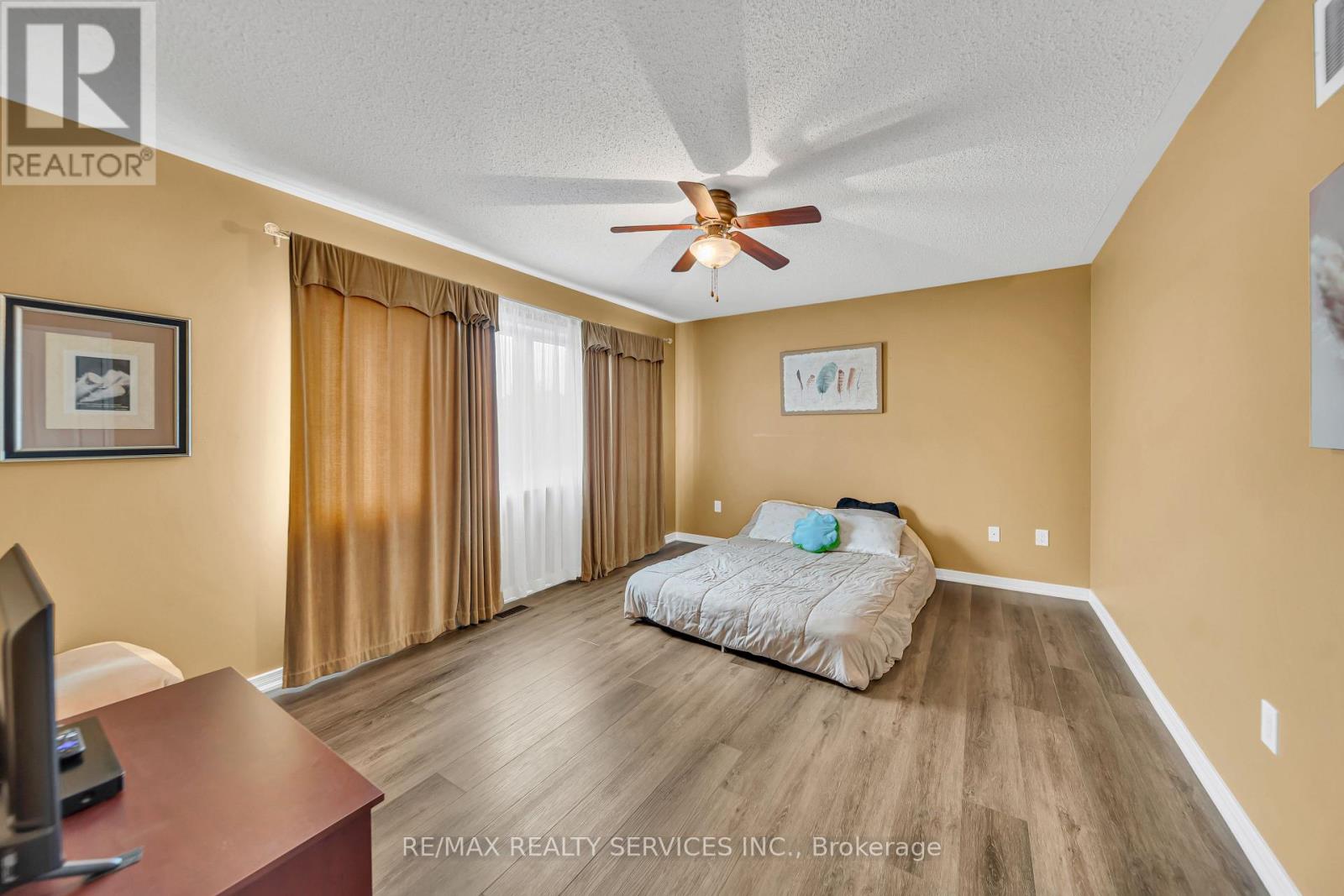 82 Dunvegan Crescent — photo 28