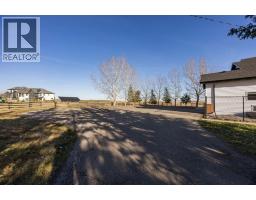 23 Mountain View Place, Rural Rocky View County, AB T3P1A6 Photo 34