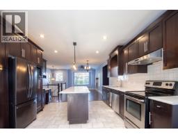 213 Bernatchey Street, Coquitlam, BC V3K4C2 Photo 10