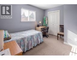 213 Bernatchey Street, Coquitlam, BC V3K4C2 Photo 16