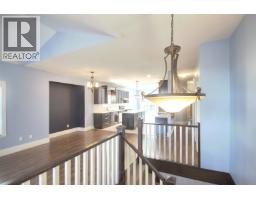 213 Bernatchey Street, Coquitlam, BC V3K4C2 Photo 7