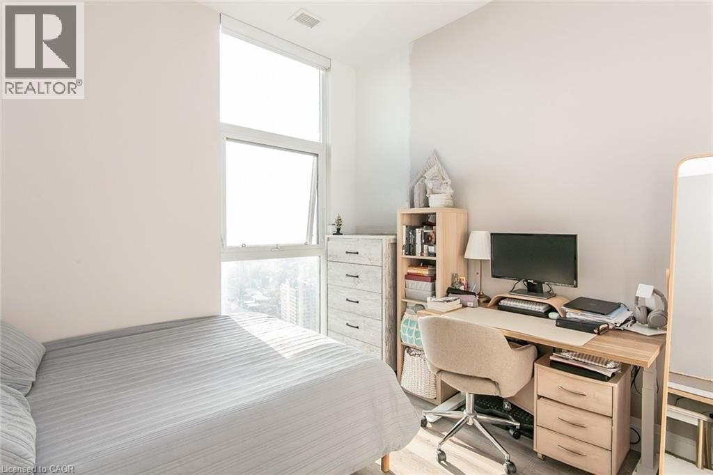 #2903 60 W CHARLES Street W - 11