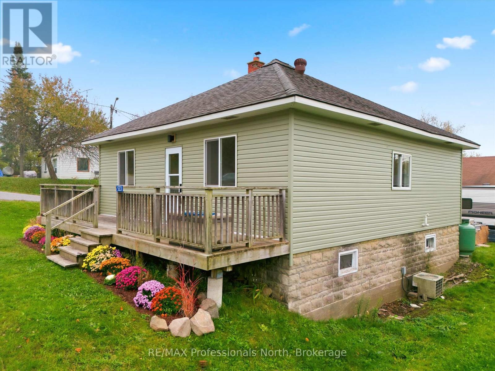 523 High Street — photo 17