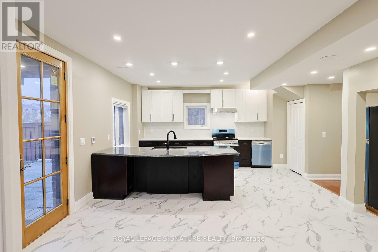 380 Mcgibbon Drive — photo 17