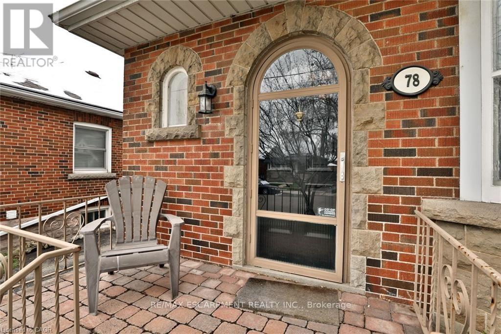 78 CAMERON AVENUE S - 2