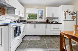 14 Blue Spruce Crescent, Winnipeg, MB R2M4C2 Photo 7