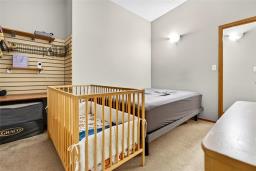27 Tilstone Bay, Winnipeg, MB R2N3N6 Photo 15