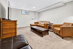 27 Tilstone Bay, Winnipeg, MB R2N3N6 Photo 24