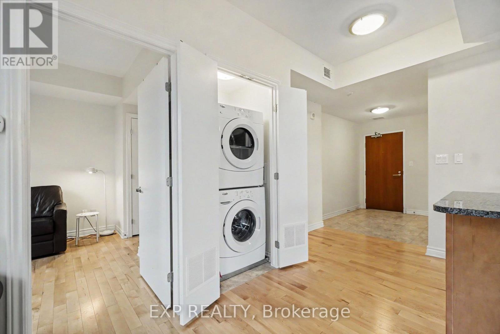 575 Byron Avenue — photo 16