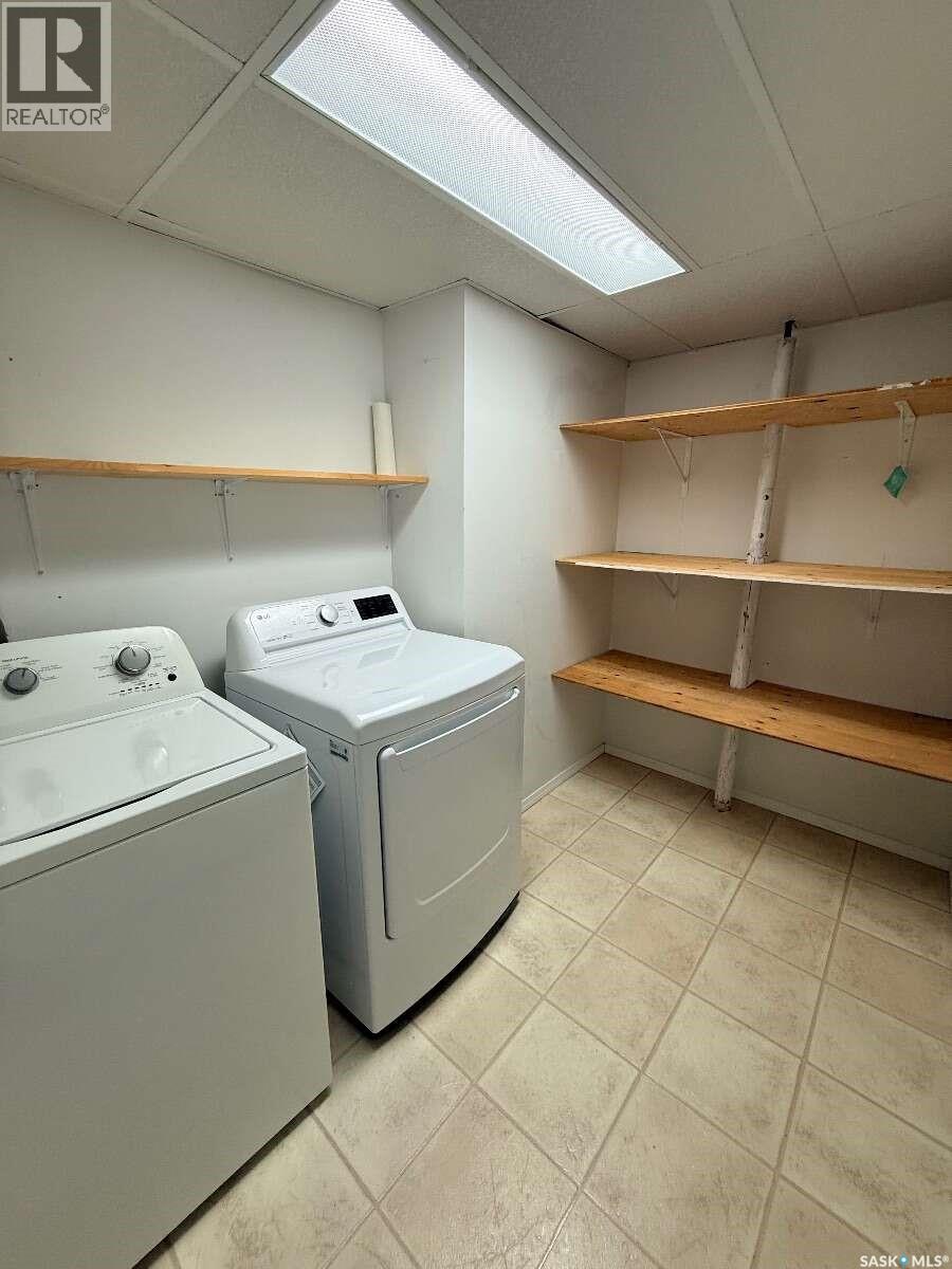 2606 42nd AVENUE - 26