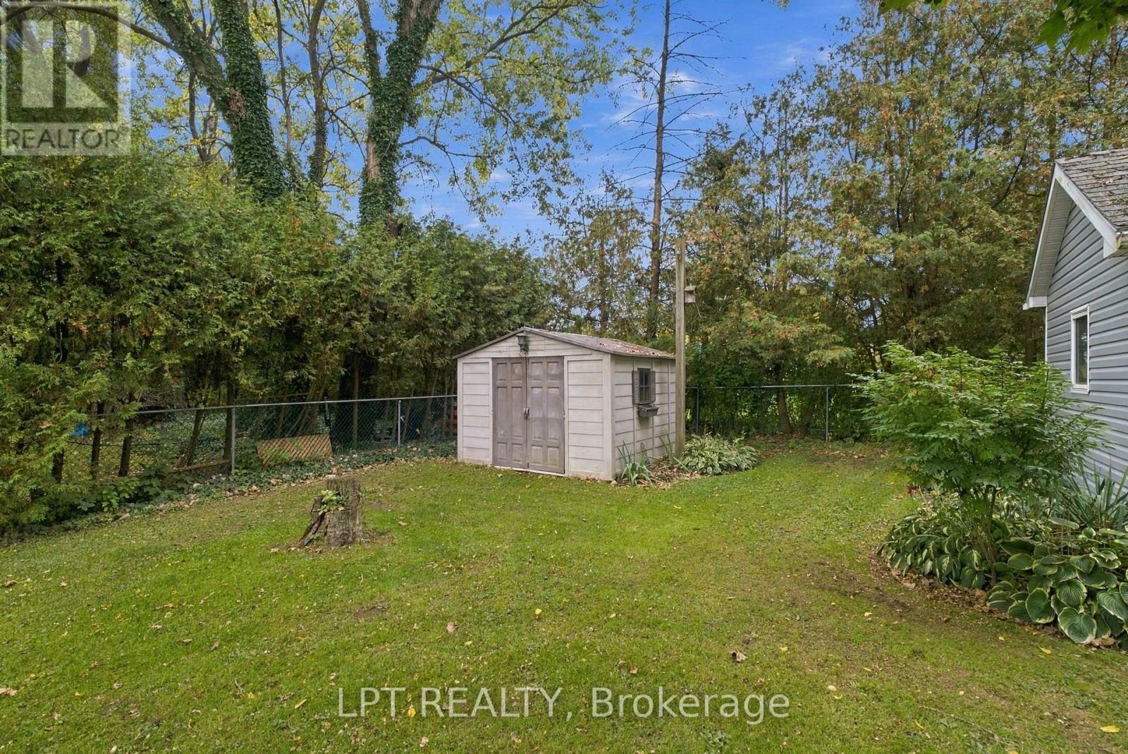 254 Victoria Street — photo 47