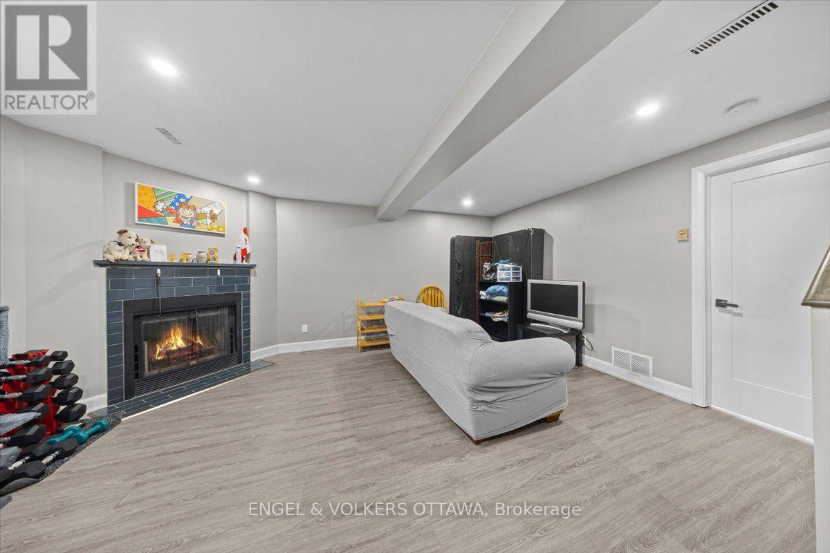 47 Bentbrook Crescent — photo 19