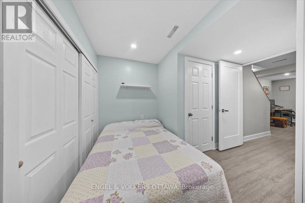 47 Bentbrook Crescent — photo 22