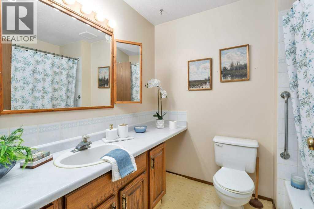 Listing photo – 4701 57 Avenue, Rimbey
