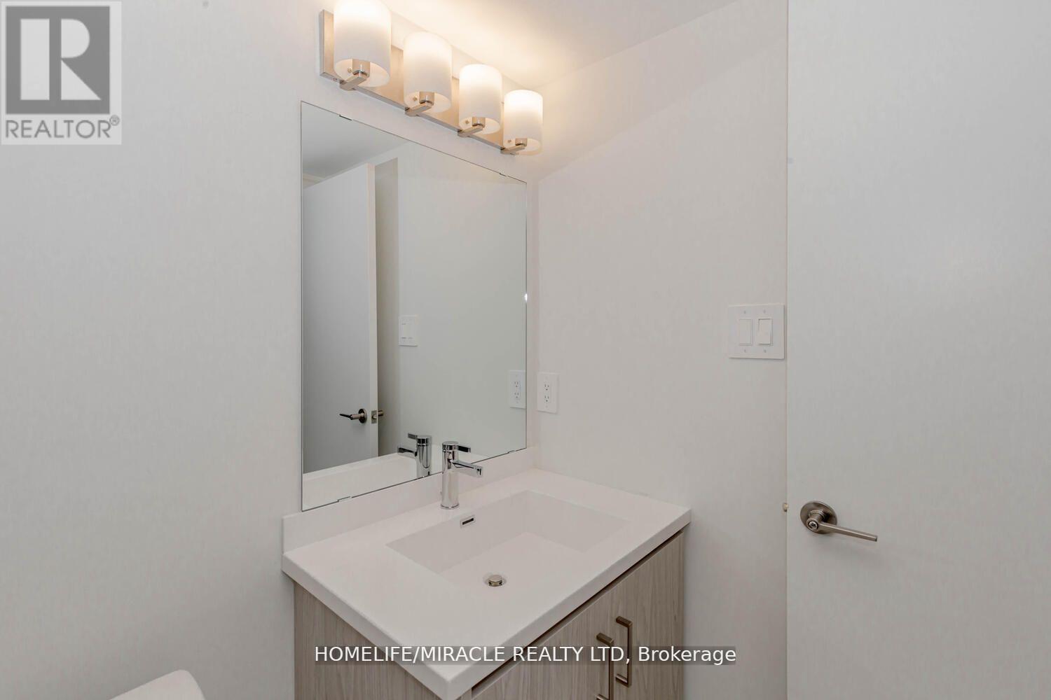 11 Honeycrisp Crescent — photo 19