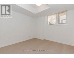 5 - 11 Honeycrisp Crescent, Vaughan, ON L4K0N6 Photo 12