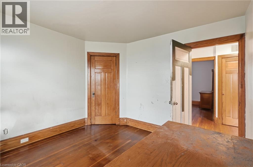 58 Connaught Avenue South — photo 25
