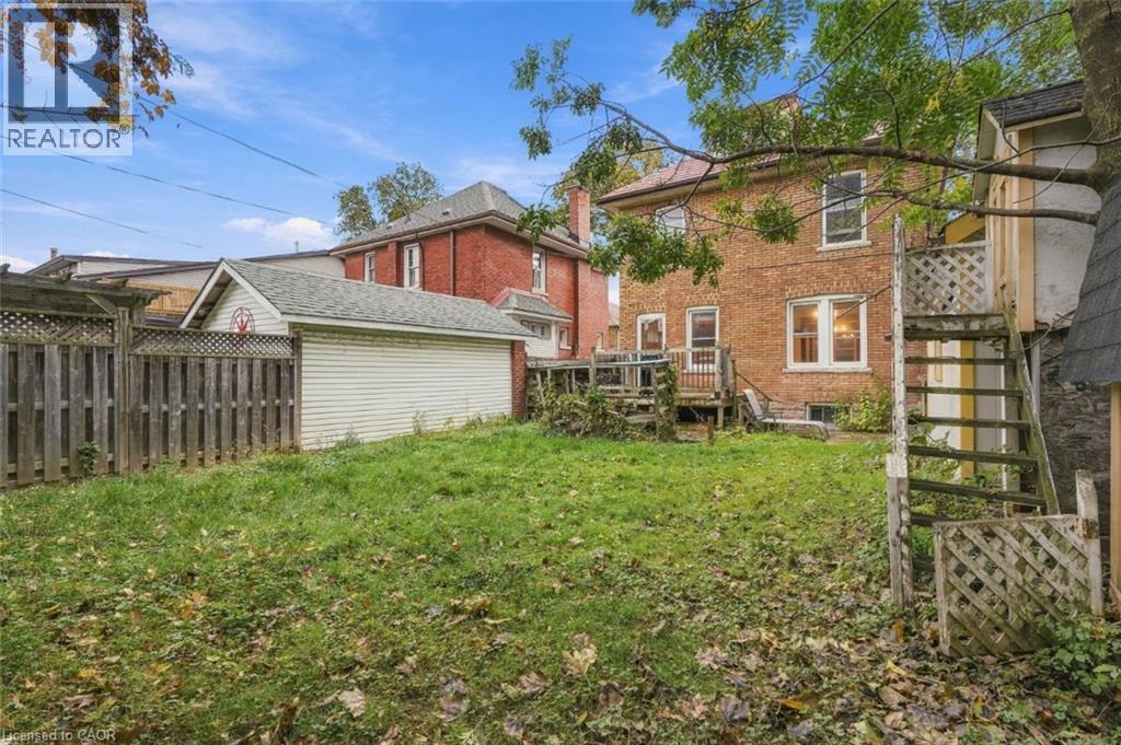 58 Connaught Avenue South — photo 45