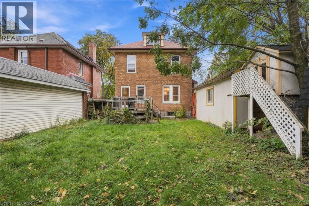 58 CONNAUGHT Avenue S - 46