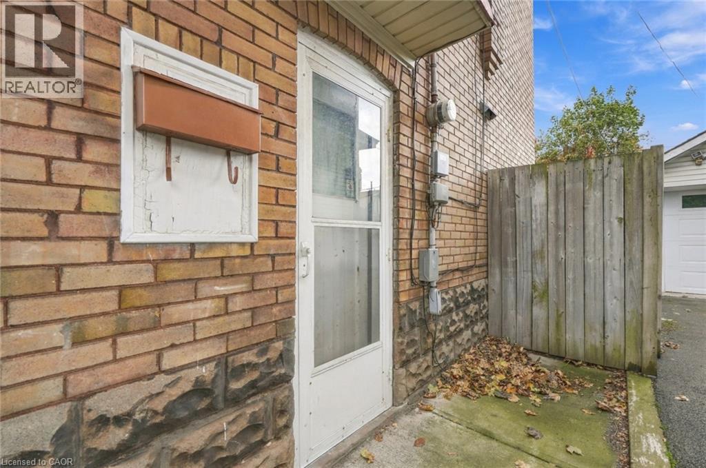 58 Connaught Avenue South — photo 48
